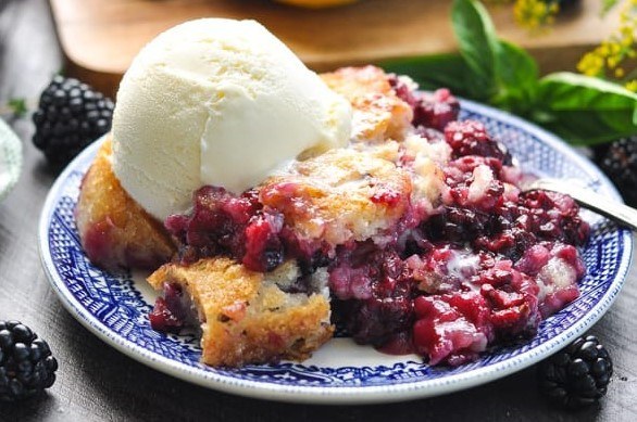 easy blackberry cobbler